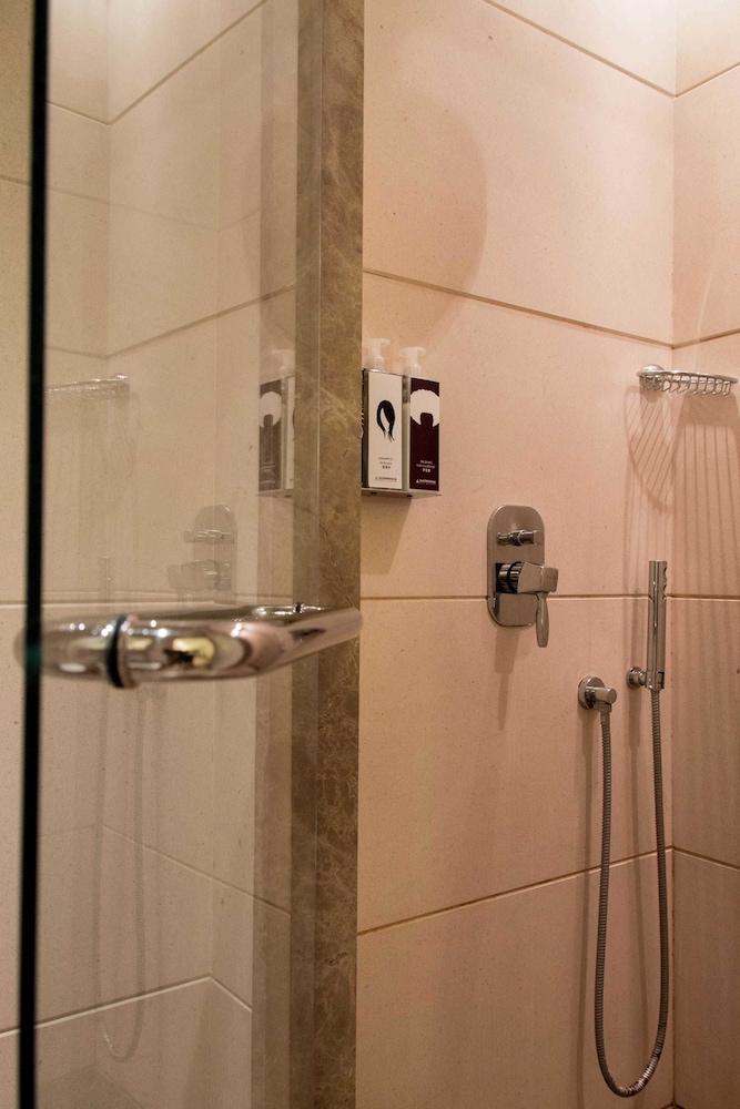 Hotel Hilton Turin Centre Zewnętrze zdjęcie